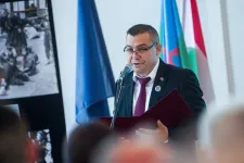 Korrupciós bűncselekmény gyanúja miatt az ügyészség őrizetbe vette az Országos Roma Önkormányzat elnökét