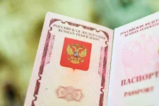 Az EU októbertől leállítja a vízumok könnyített kiadását az orosz turistáknak