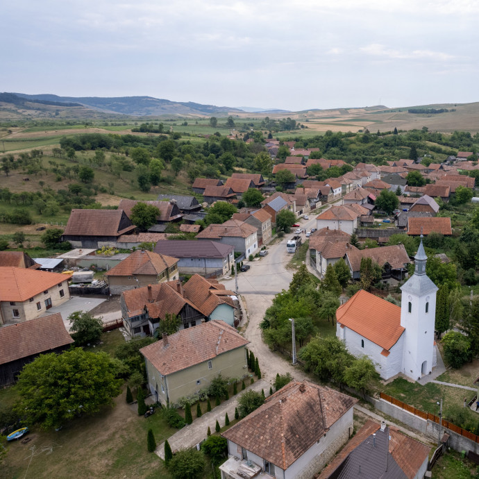 Logikus megoldás lett az utcát fűteni házszigetelés helyett