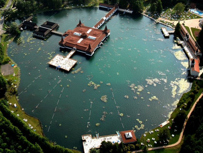 Schengeni vízum ide vagy oda, elfogytak Magyarországról is az orosz turisták