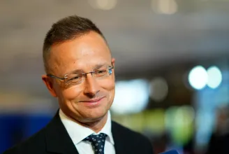 A kínaiak miatt titkosították Szijjártóék a Budapest–Belgrád-hitelszerződést
