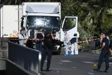 Nyolcan állnak bíróság elé a nizzai teherautós terrortámadás ügyében