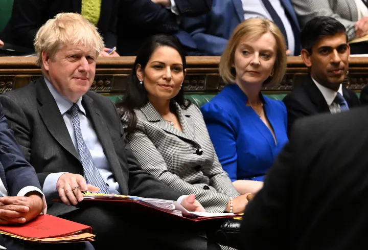 Boris Johnson, Priti Patel, Liz Truss és Rishi Sunak a parlament alsóházában 2022. június 15-én – Fotó: Jessica Taylor / AFP