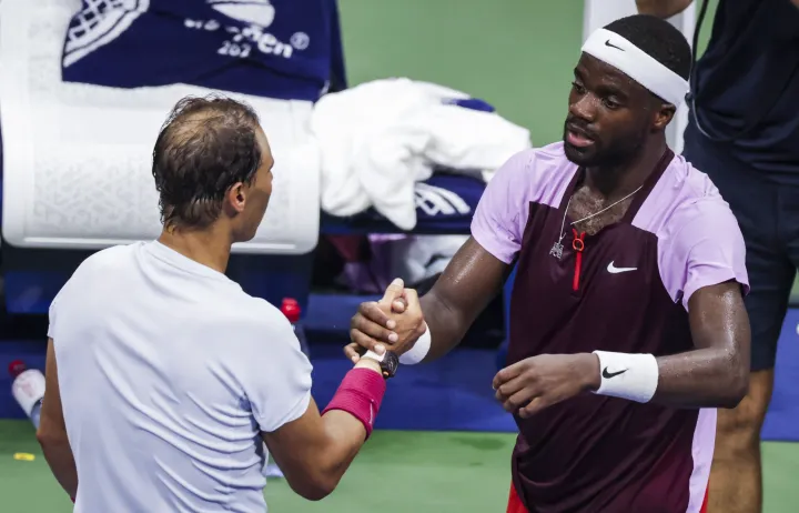 Rafael Nadal és Frances Tiafoe a 2022-es US Open nyolcaddöntője után – Fotó: Kena Betancur / AFP or licensors
