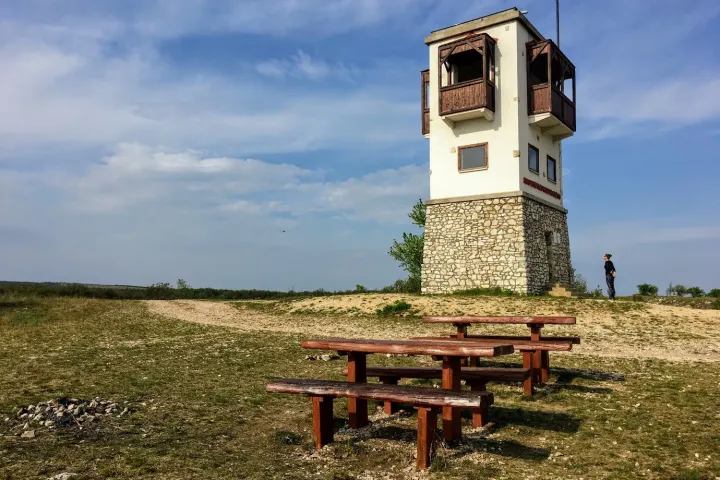 A torony és a pihenő – Fotó: Tenczer Gábor / Telex
