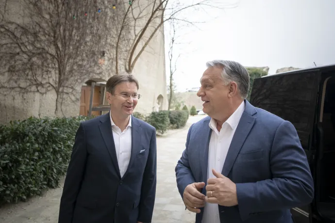 Pajtók Gábor és Orbán Viktor a miniszterelnök egri látogatásán a választások előtti kampánykörútján 2022 márciusában – Fotó: Benko Vivien Cher / Miniszterelnöki Sajtóiroda / MTI