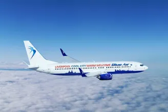 Zárolták a Blue Air számláit, a társaság az összes romániai járatát felfüggeszti