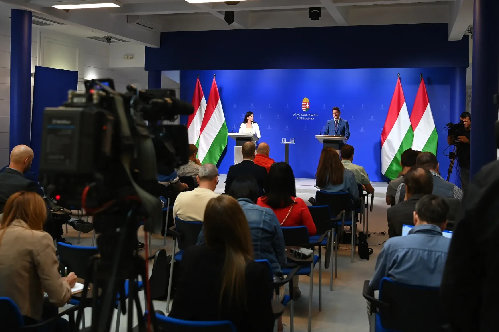 Gulyás Gergely: Legyen 18 fok az állami intézményeknél