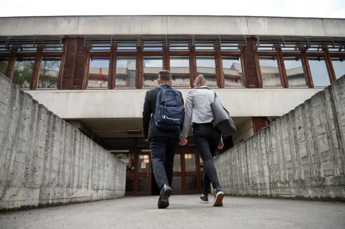 Két héten belül kiderül, hogy a közoktatásban elmarad-e az őszi szünet