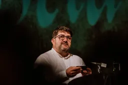 Egy mondatból kompromat: így lett Gáspárik Attila a fideszes lejáratókampány célpontja