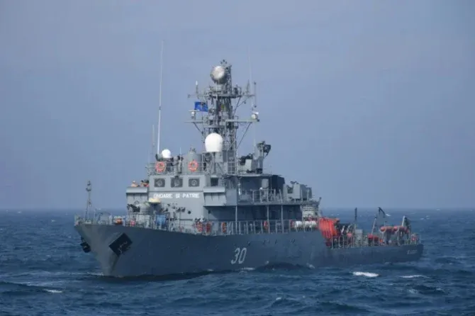Aknának ütközött és megsérült a román haditengerészet aknászhajója a Fekete-tengeren
