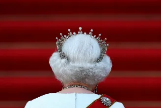 Románia a brit néppel és a brit királyi családdal együtt gyászolja a királynőt – részvétet nyilvánítottak az ország vezető politikusai és a román királyi család is