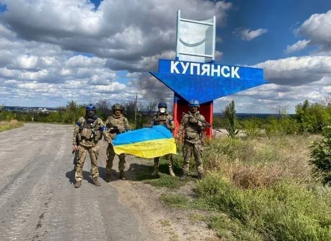 Ukrán katonák megérkeztek a kupjanszki járásba – Fotó: Ilija Ponomarenko