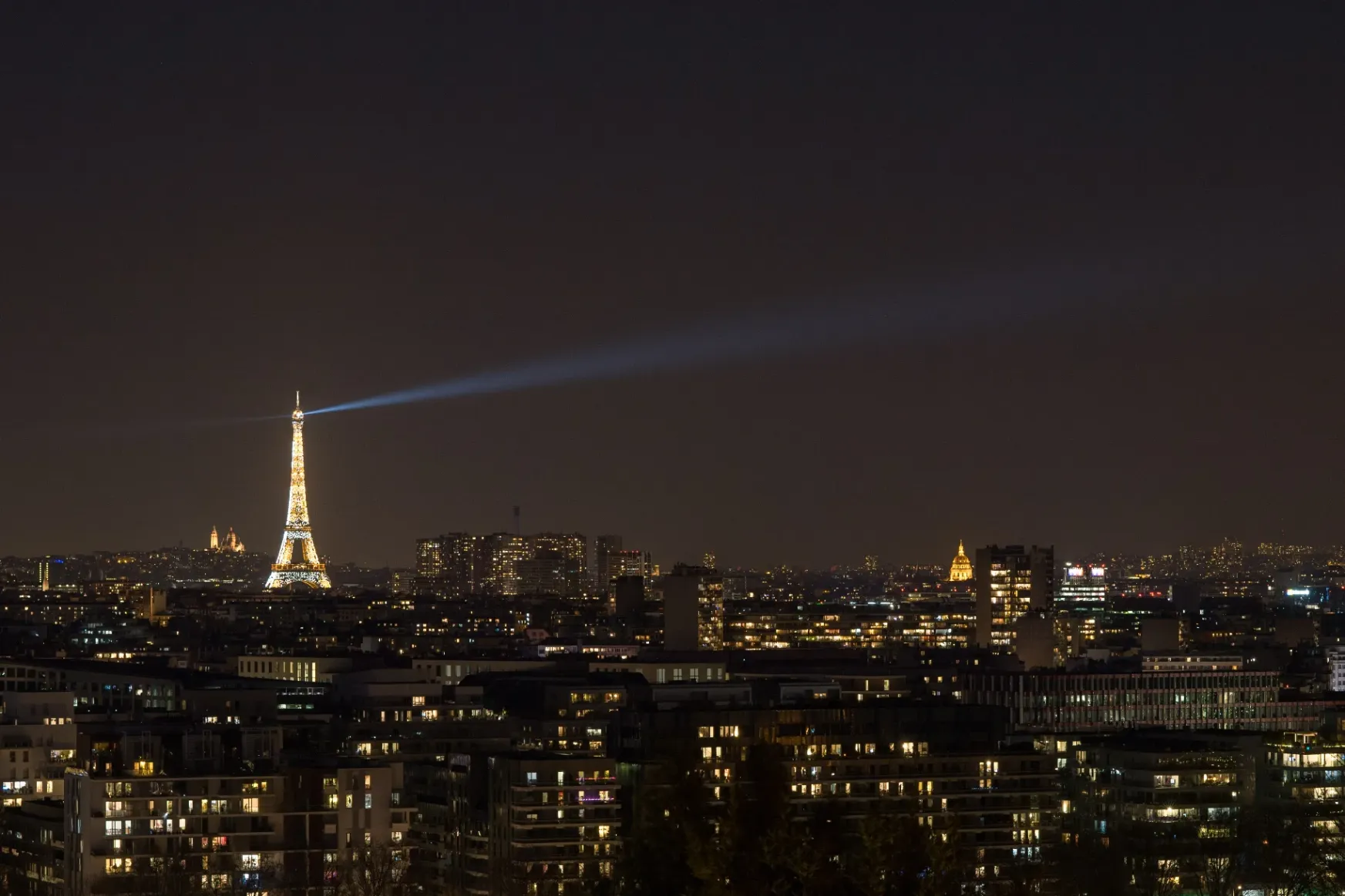 Az energiaválság miatt korábban lekapcsolhatják az Eiffel-torony díszkivilágítását