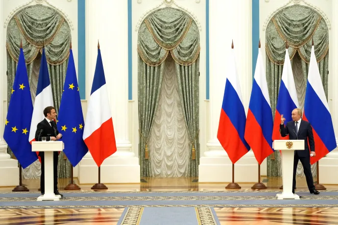 Emmaunel Macron és Vlagyimir Putyin Moszkvában találkoztak február elején, három héttel az invázió kezdete előtt – Fotó: Thibault Camus / Pool / AFP