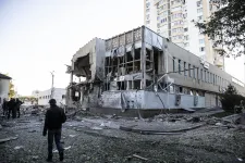 A polgármester szerint nincs áram és víz Harkiv nagy részében egy orosz ágyúzás után