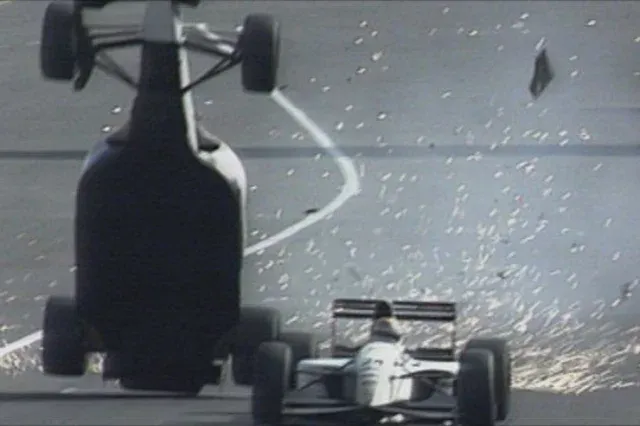 Hiába a hátraszaltó, nem járt pont az F1 leglátványosabb célba érkezéséért