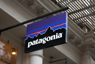 Elajándékozta cégét a Patagonia milliárdos tulajdonosa, mostantól minden profitot a klímaváltozás elleni küzdelemre fordítanak