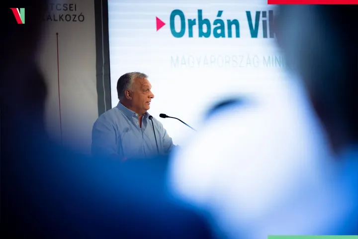 Orbán a tusványosi beszédre rátett egy lapáttal Kötcsén, ahol az EU szétesését vizionálta
