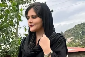 Meghalt egy fiatal nő Iránban, miután letartóztatta az erkölcsrendészet