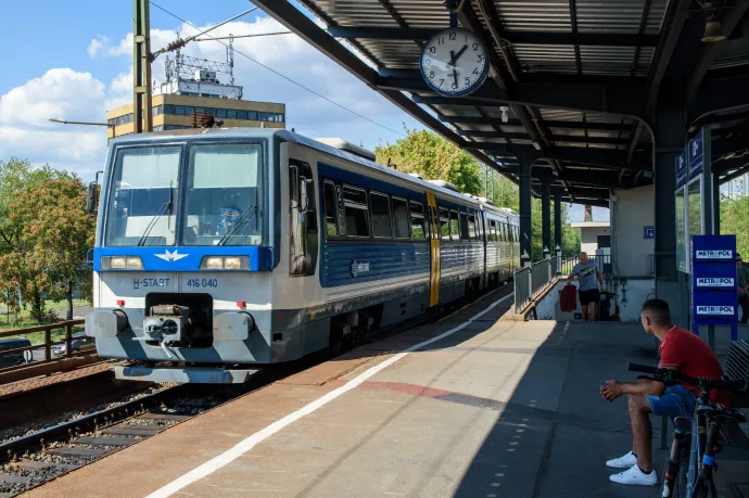 Csütörtökön bármennyit lehet vonatozni egyetlen vonatjeggyel