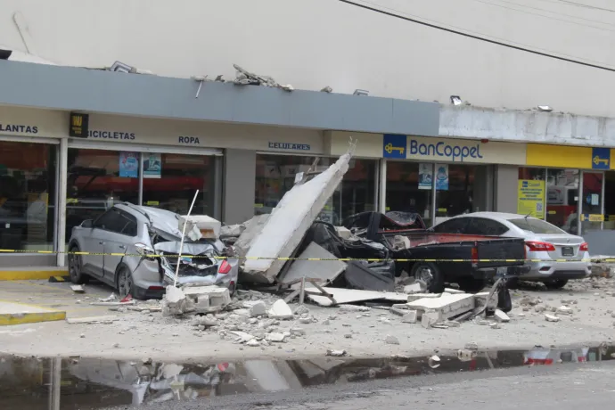 Hatalmas földrengés volt Mexikóban, halálos áldozata is van