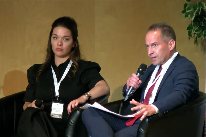 Helena Ivanov és Krékó Péter – Forrás: Budapest Forum 2022