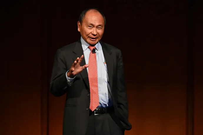 Fukuyama: Orbán Viktor demokratikus felhatalmazással rombolja le a liberális demokráciát