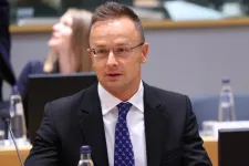 Épp azzal dicsekszik a magyar külügy, hogy csak Szijjártó tárgyal az orosz külügyminiszterrel az EU-ból