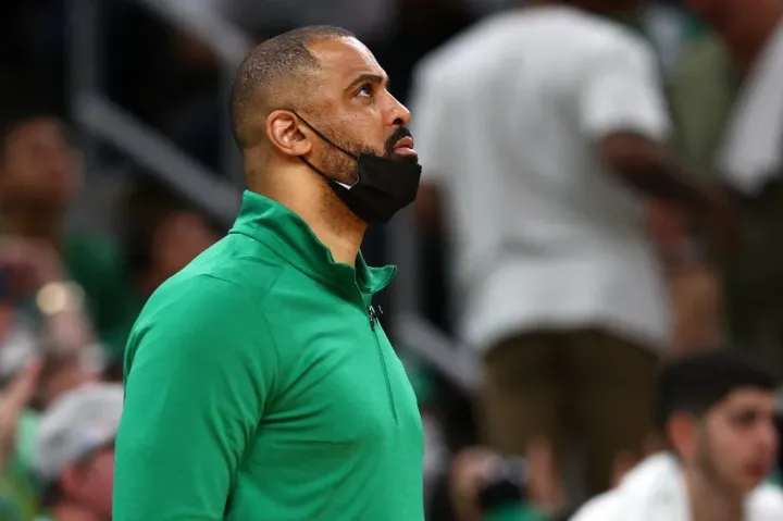 Munkahelyi affér miatt egész évre eltiltották a Boston Celtics vezetőedzőjét