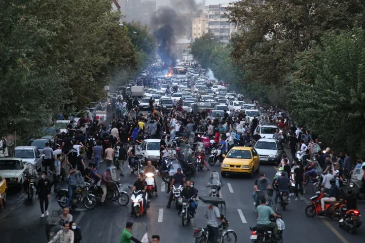 Tüntetés Mahsza Amini halála miatt Teheránban – Fotó: AFP