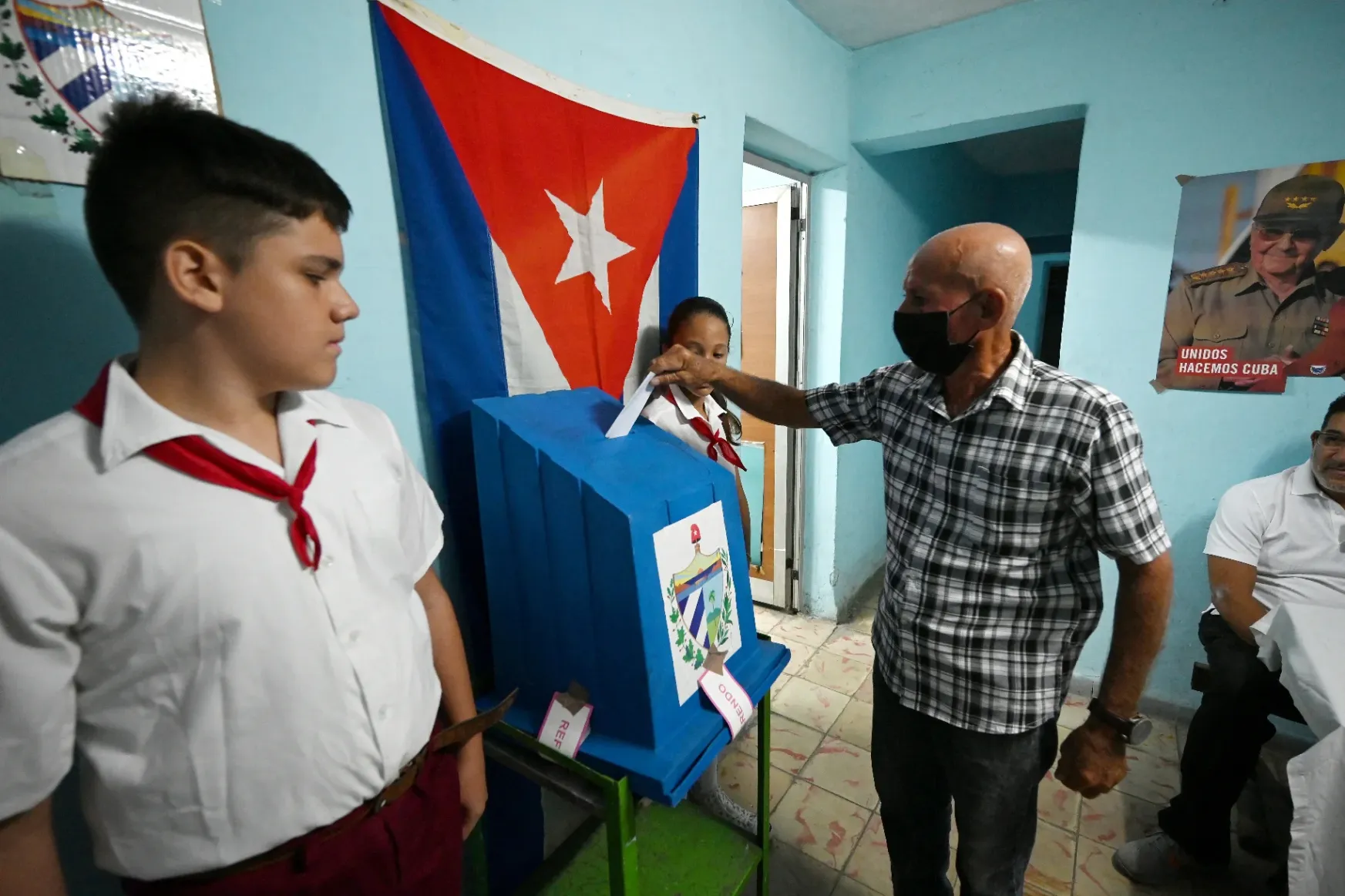 Kubában népszavazáson döntöttek arról, hogy alkotmányos joggá váljon az azonos neműek házassága