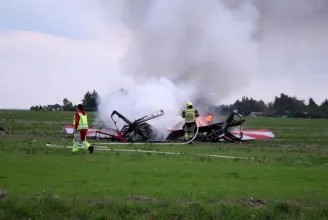 Összeakadt, majd lezuhant két kisgép, mindkét pilóta meghalt a németországi balesetben
