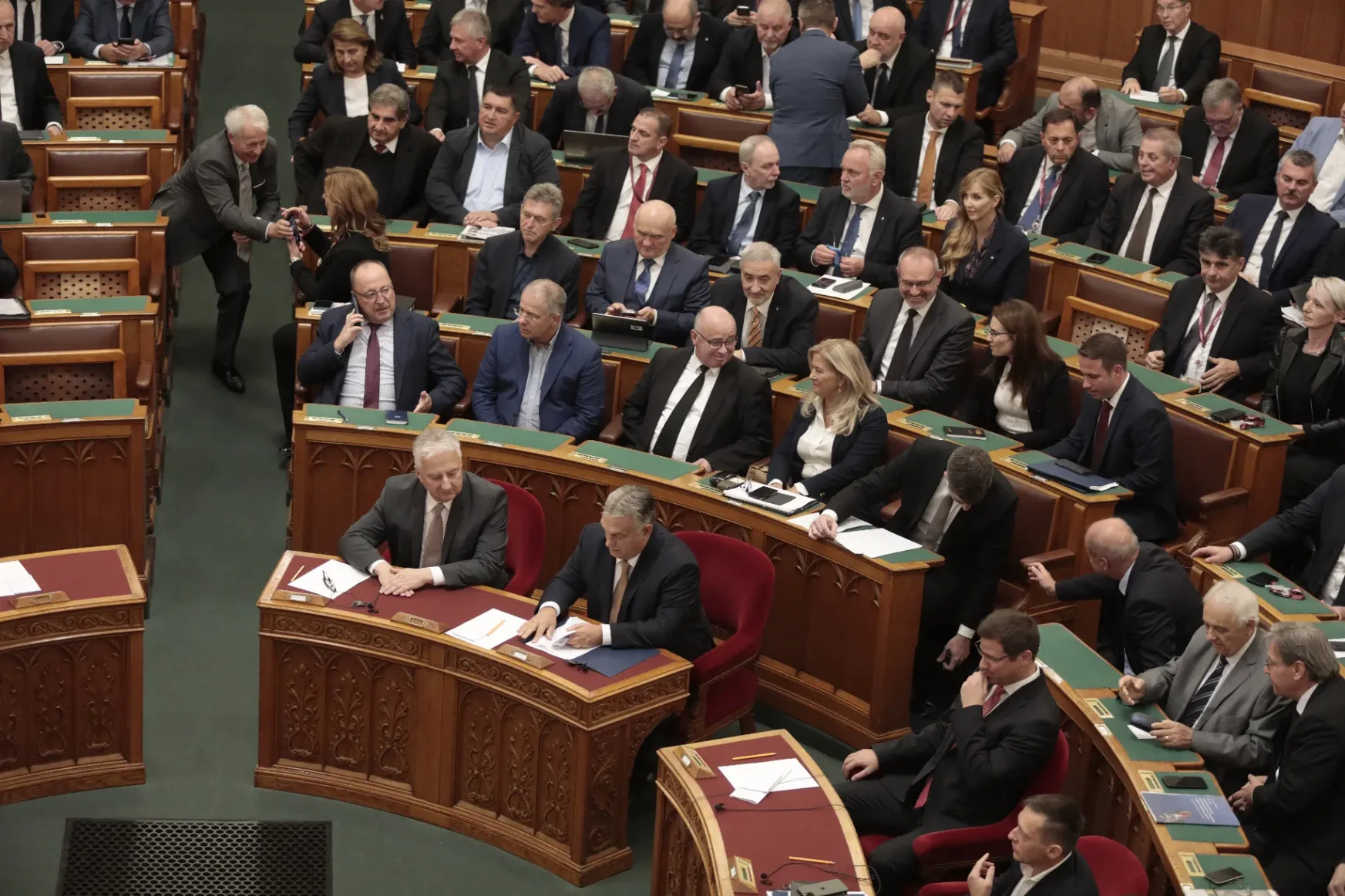 Orbán Viktor: Egy törpe vet ki szankciót egy óriásra az energia területén