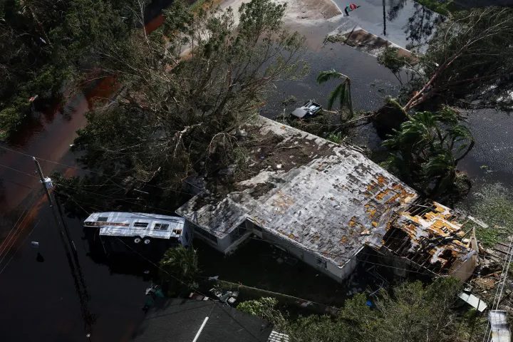 Elárasztott utcák és romba dőlt otthonok az Ian nyomában a flordai Punta Gordában 2022. szeptember 29-én – Fotó: Shannon Stapleton / Reuters