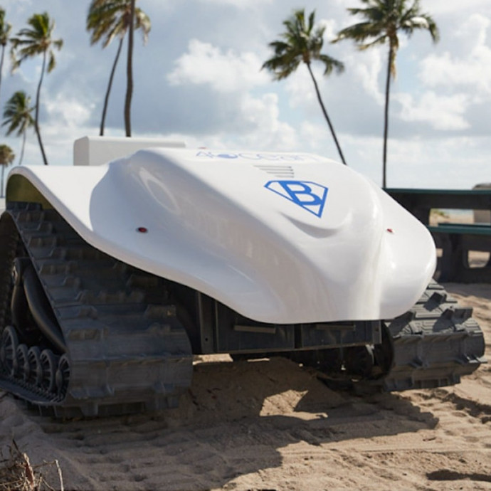 Vízpartokat takarító robotok, zúgolódó tanárok és nukleáris reneszánsz