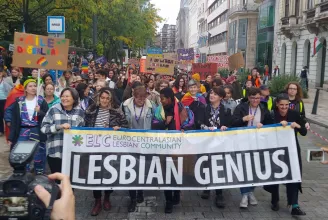 Leszbikusok tartottak felvonulást Budapesten