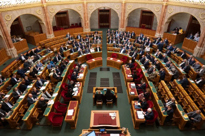 Additional bills required for EU fund payout adopted by Hungarian Parliament