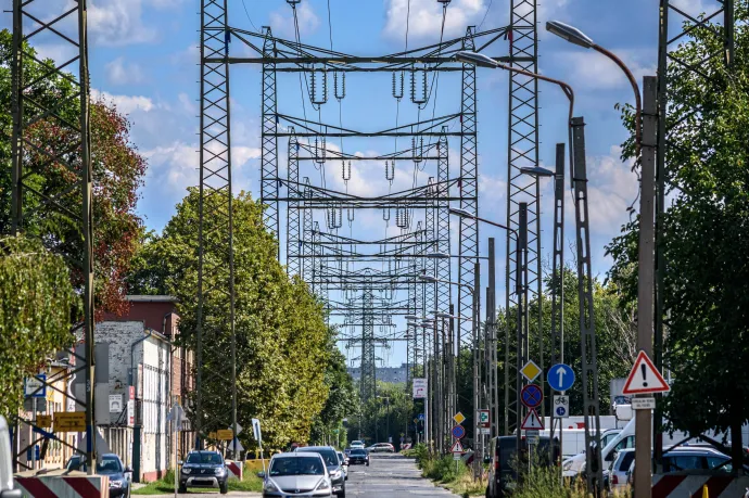 Három hónapja csökken az ország villamosenergia-felhasználása