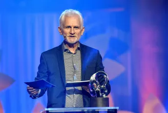 Belarusz emberjogi aktivista és orosz, ukrán civil szervezetek megosztva kapták a Nobel-békedíjat