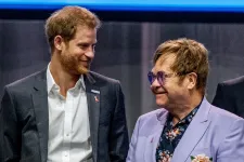 Közösen perli be Harry herceg és Elton John a Daily Mail bulvárlap kiadóját