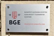 Nem lesz meleg víz a kézmosáshoz, pisilni 18 fokban kell majd a Budapesti Gazdasági Egyetemen