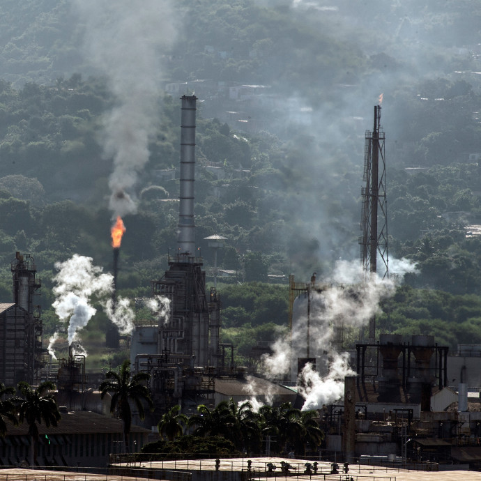 Az üzemanyag drágulását nem az fogja megállítani, hogy visszaengedik a világpiacra Venezuelát