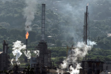 Az üzemanyag drágulását nem az fogja megállítani, hogy visszaengedik a világpiacra Venezuelát
