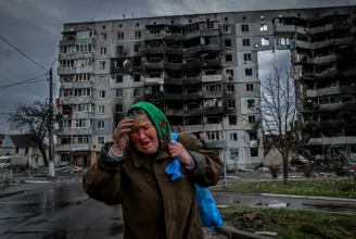 Telex photojournalist István Huszti's photos from Ukraine win prestigious award