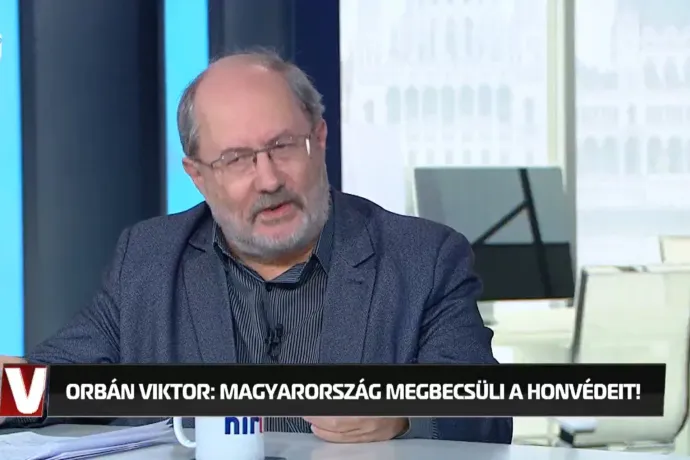 Fricz Tamás arra utalgatott a Hír TV-n, hogy a magyar hadseregnek az ukránoktól kellene védenie az országot