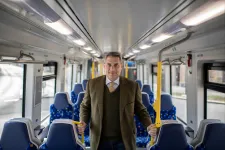 Elengedi a tram-traint Lázár, befejezettnek tekinti kormánybiztosi munkáját