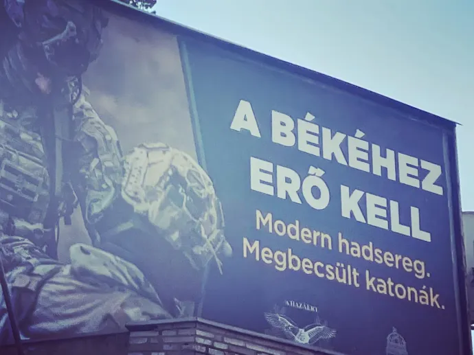 "Peace requires strength. A modern army. Respected soldiers" – Photo: our reader, Norbert / Telex