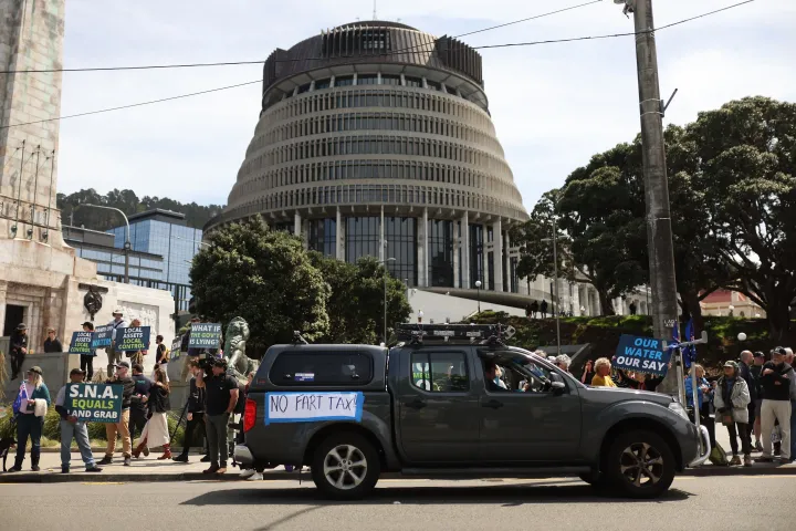 Gazdák tiltakoznak Wellingtonban 2022. október 20-án – Fotó: Marty Melville / AFP