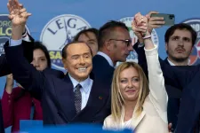 A leendő olasz miniszterelnök jelezte Berlusconinak, hogy oroszbarát állásponttal nem lehet kormánytag